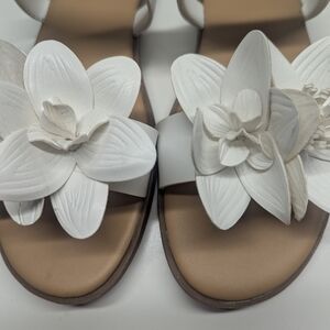 Cat & Jack White Floral Sandals